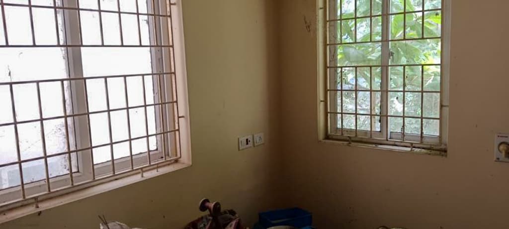 Property Photos 9