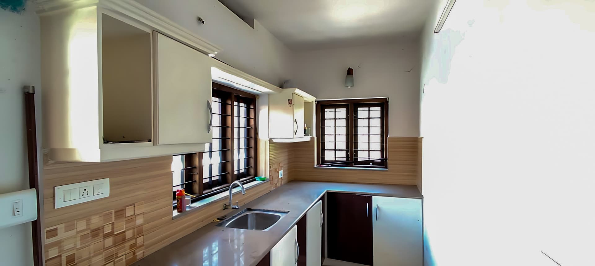 Property Photos 43