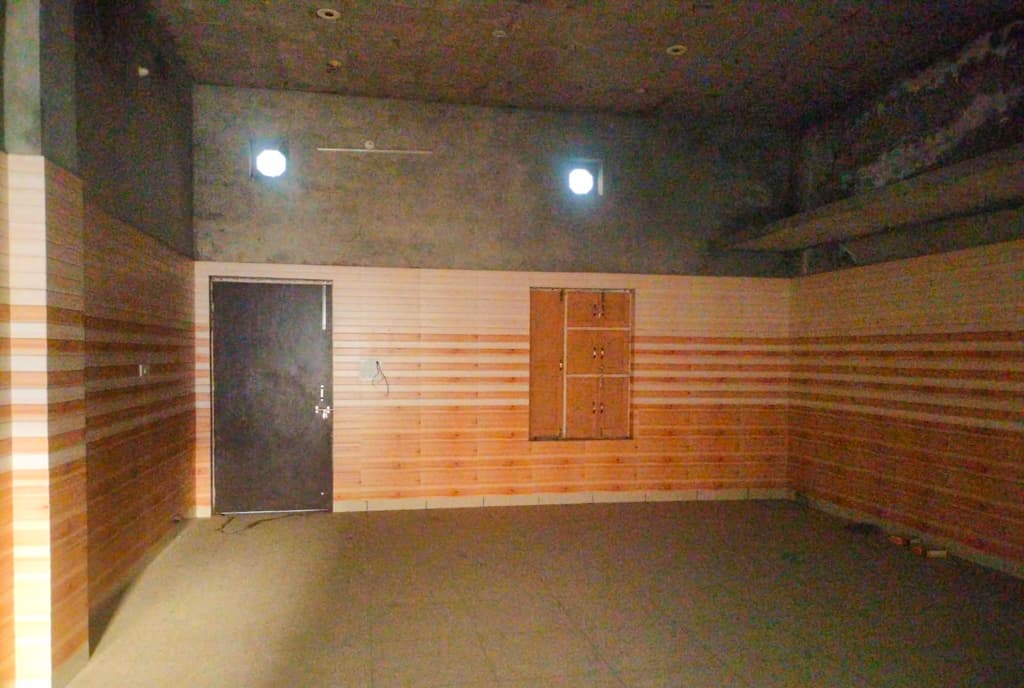 Property Photos 5