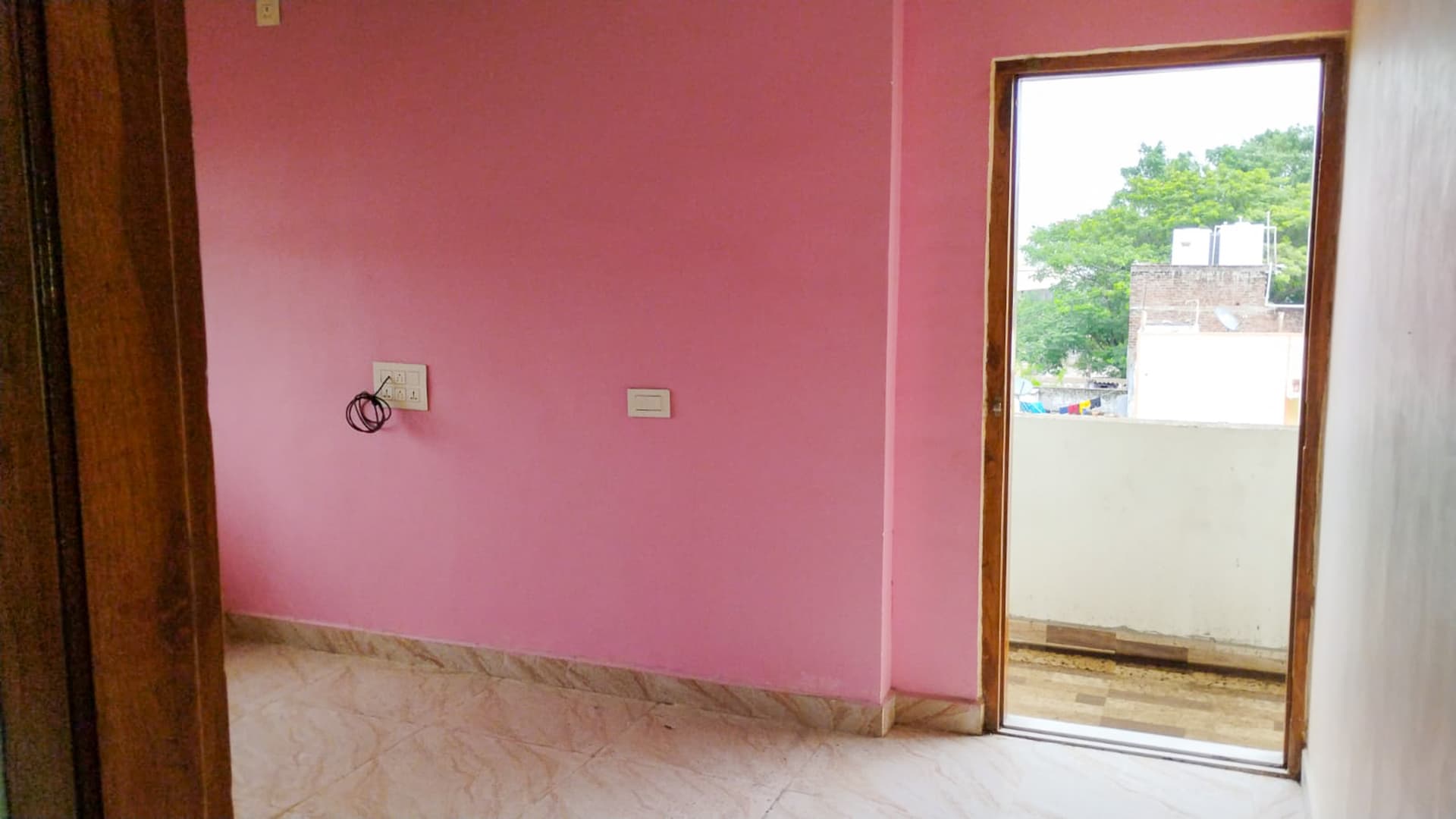 Property Photos 32