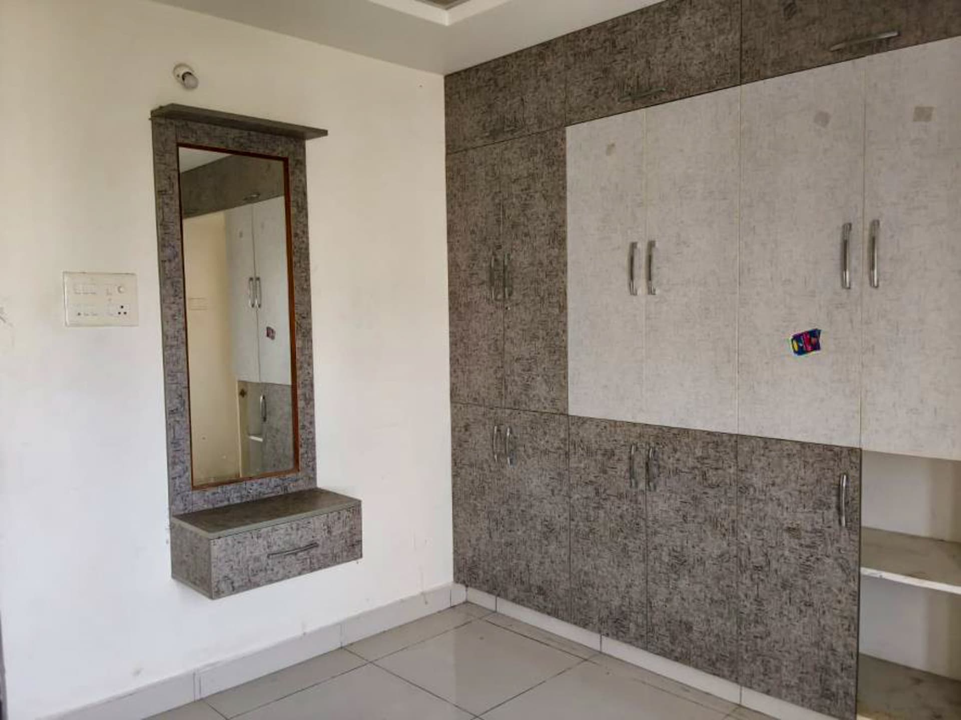 Property Photos 9