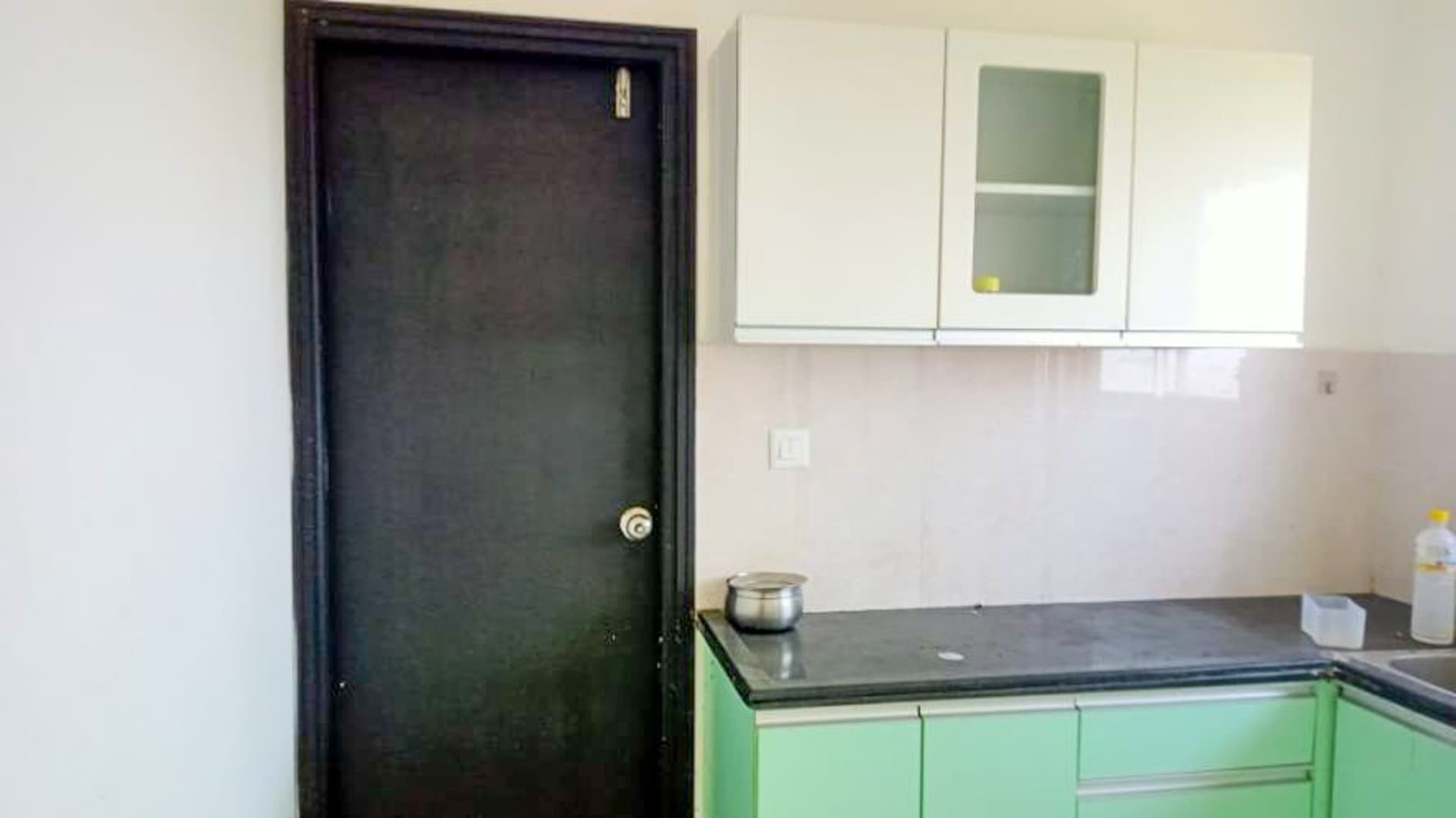 Property Photos 9