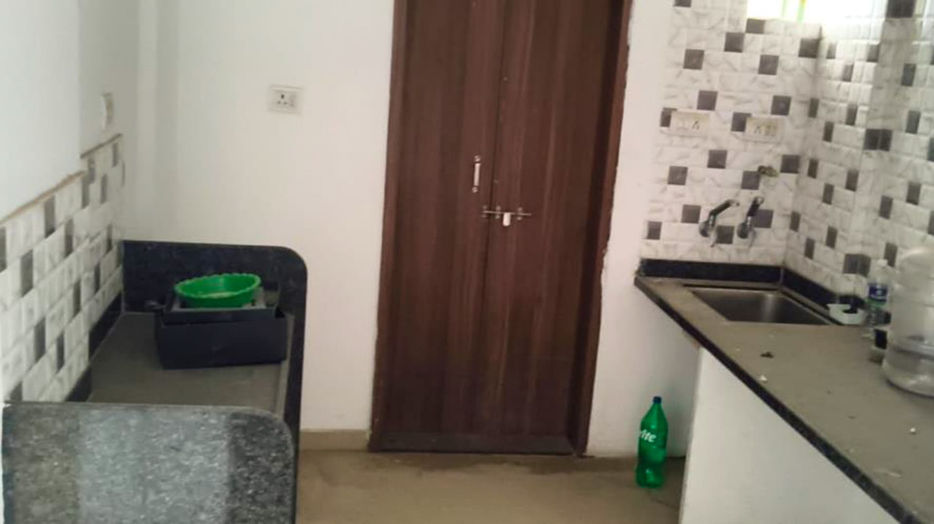 Property Photos 12