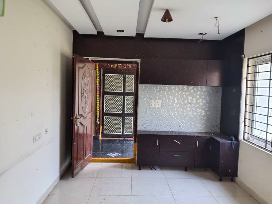 Property Photos 15
