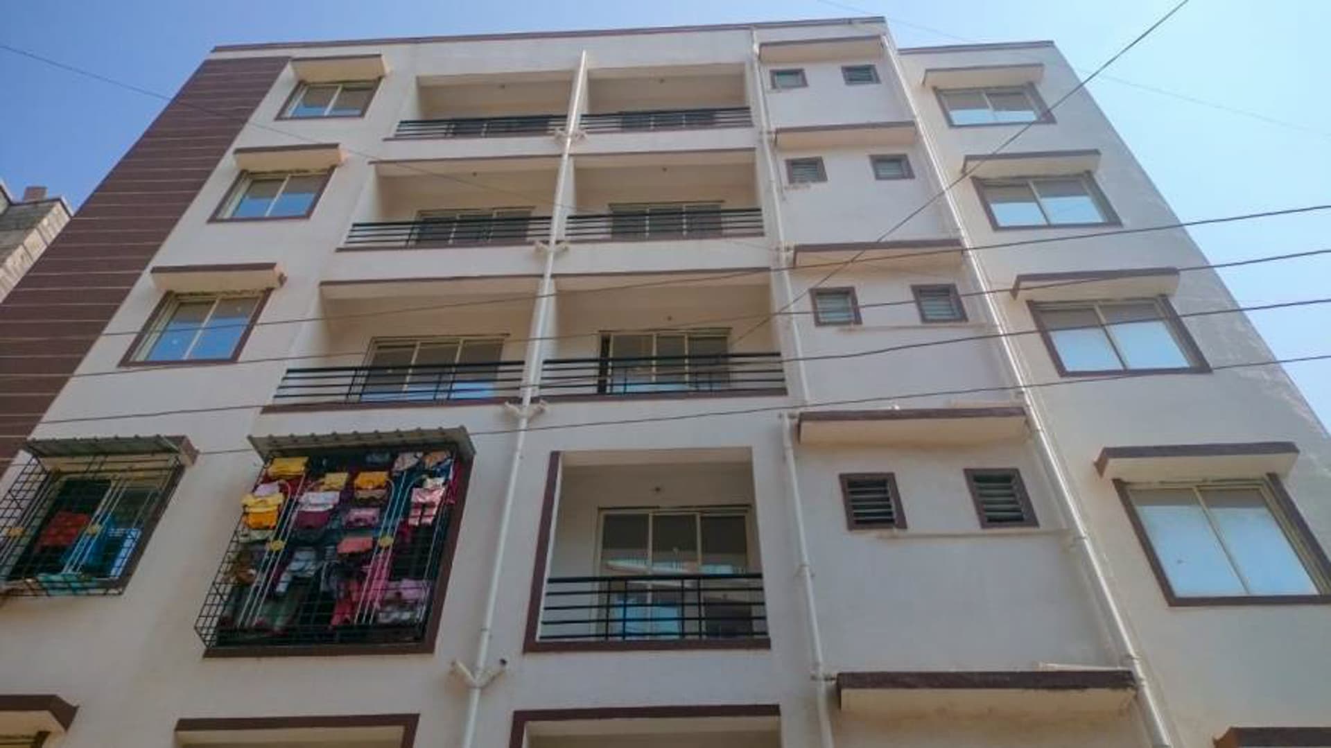 Property Photos 18