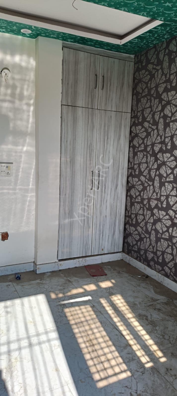 Property Photos 8