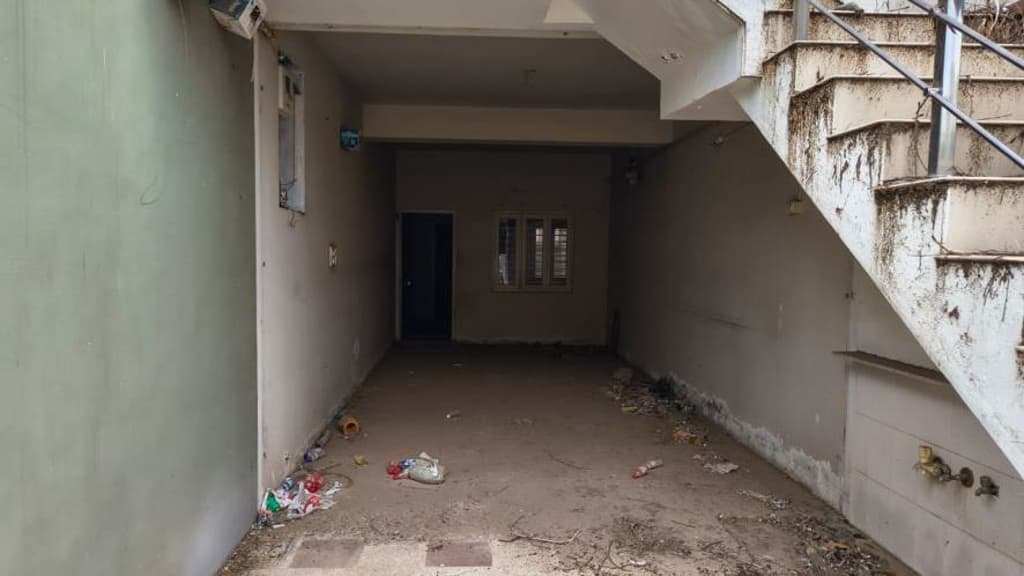 Property Photos 5