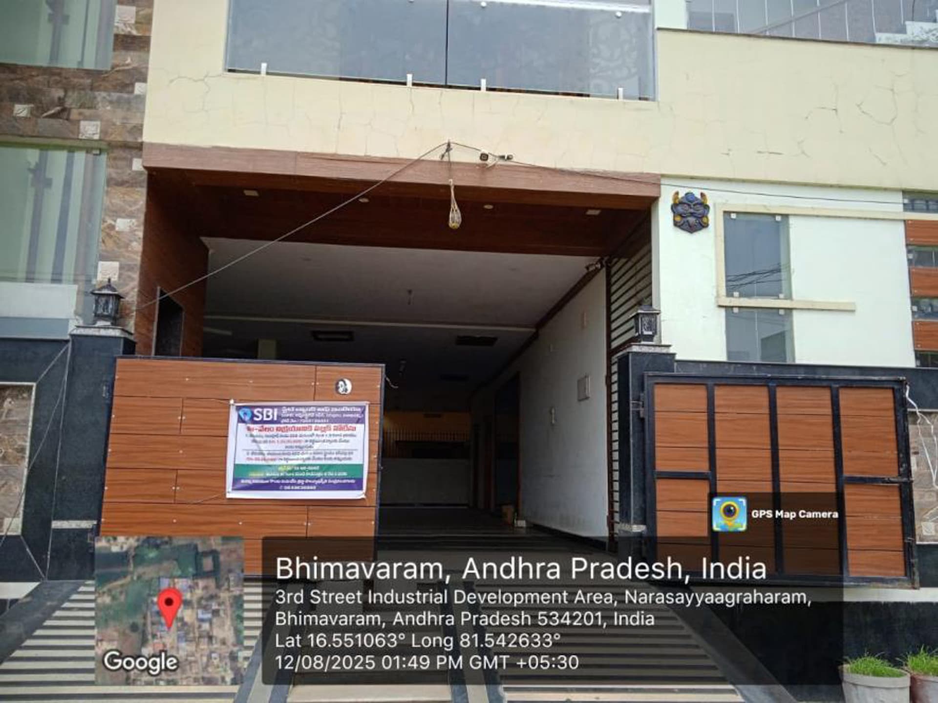 Property Photos 12