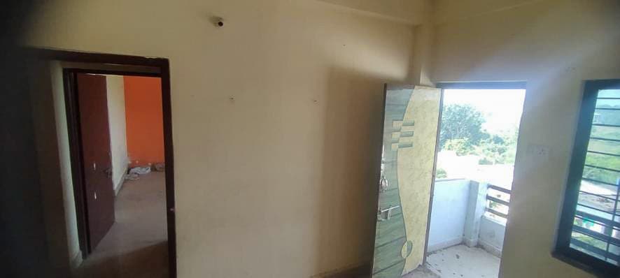 Property Photos 8