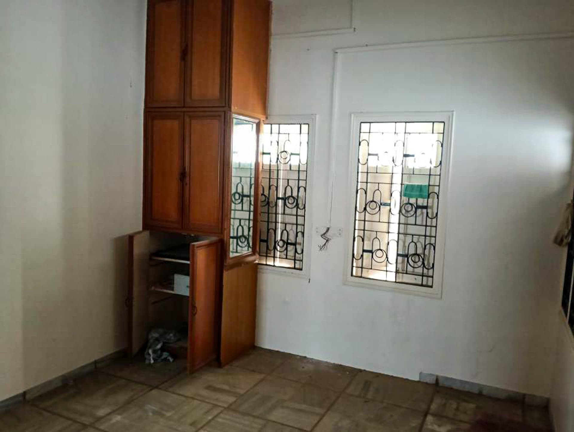 Property Photos 16