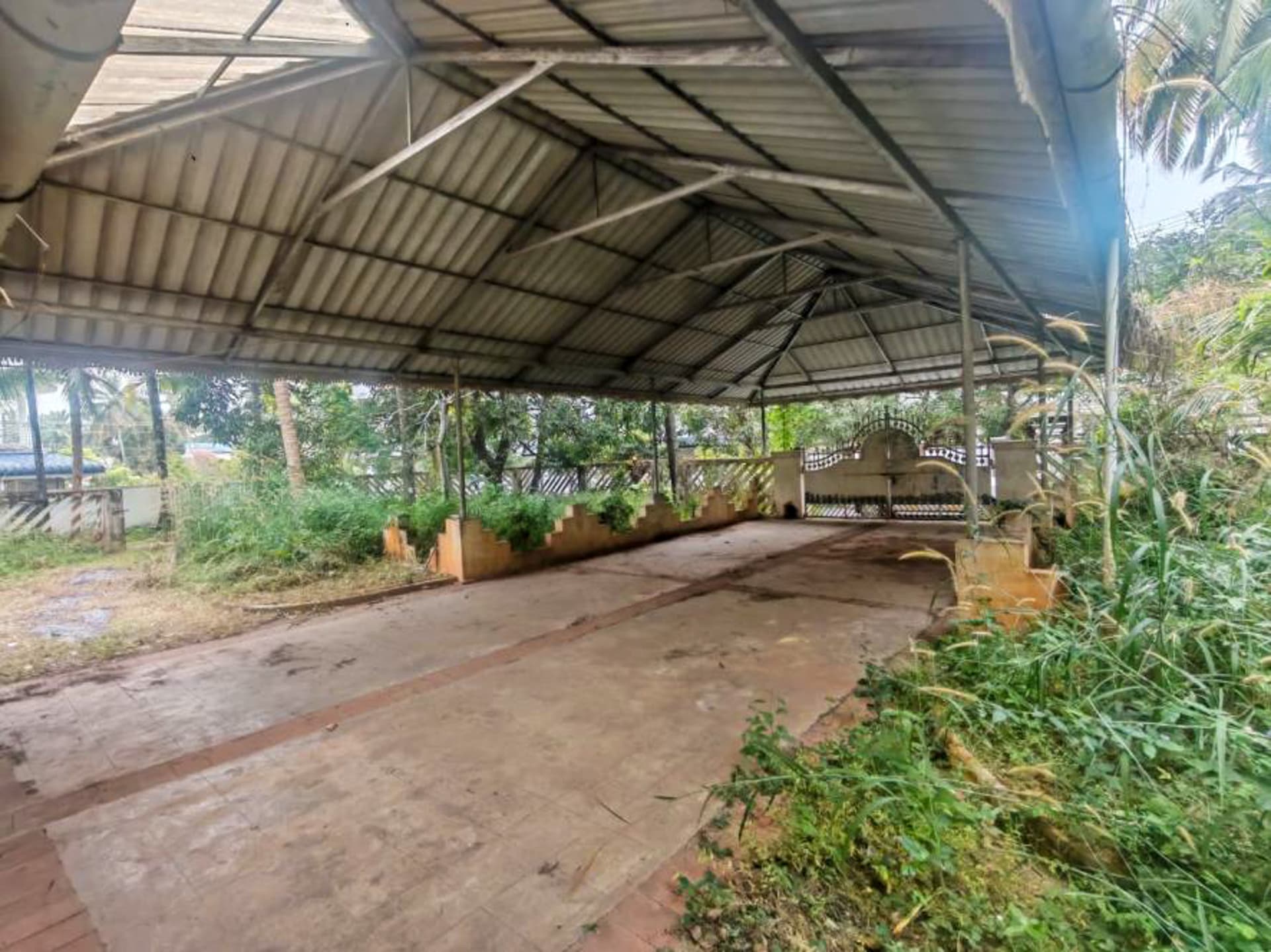 Property Photos 18