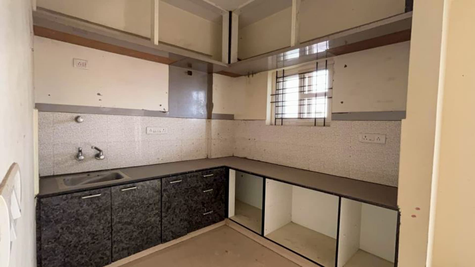 Property Photos 27