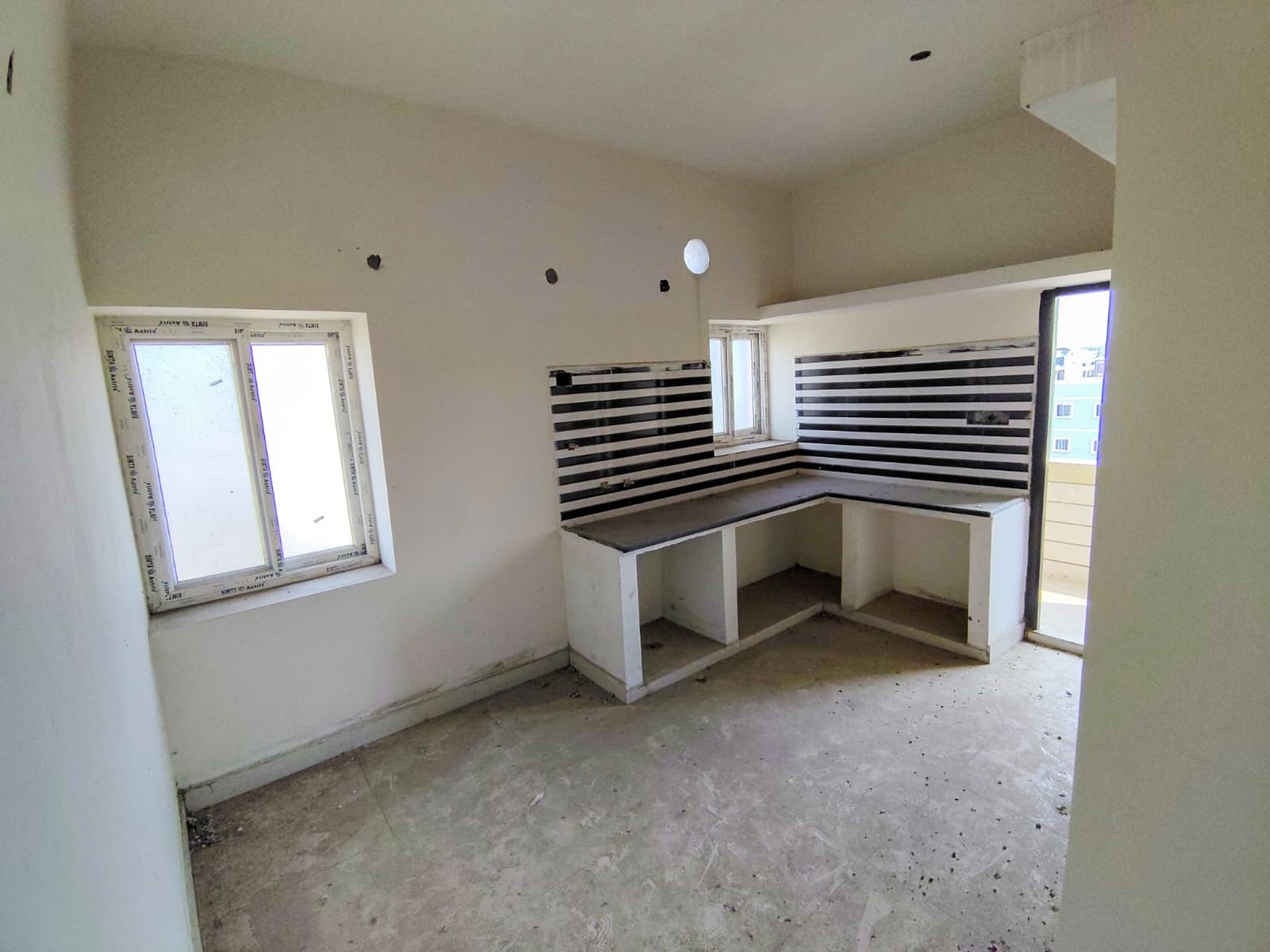 Property Photos 8