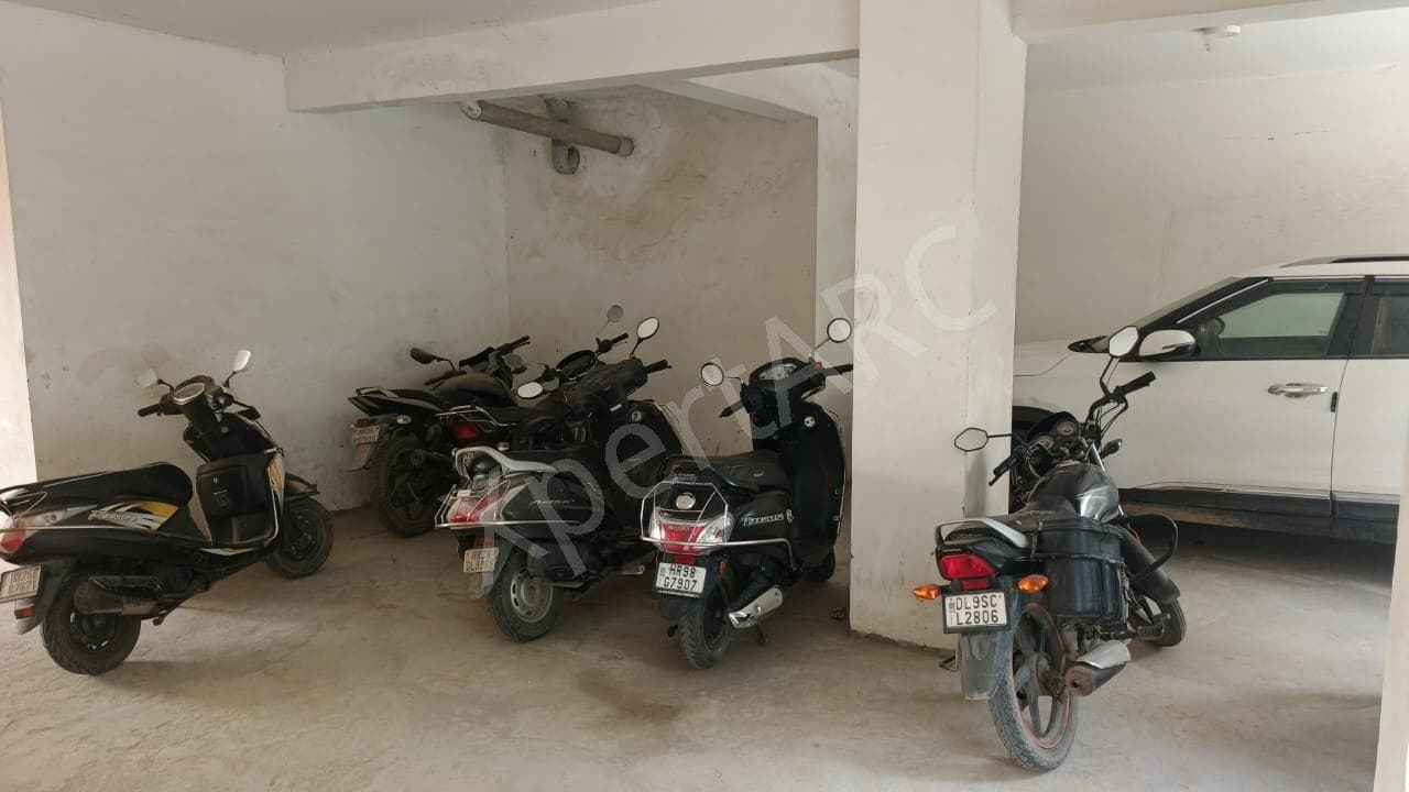 Property Photos 12