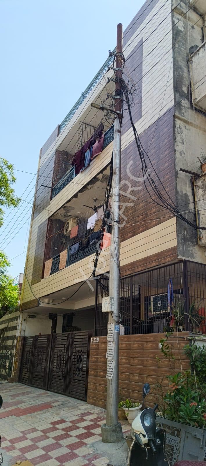 Property Photos 17