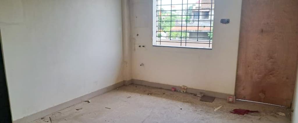 Property Photos 28