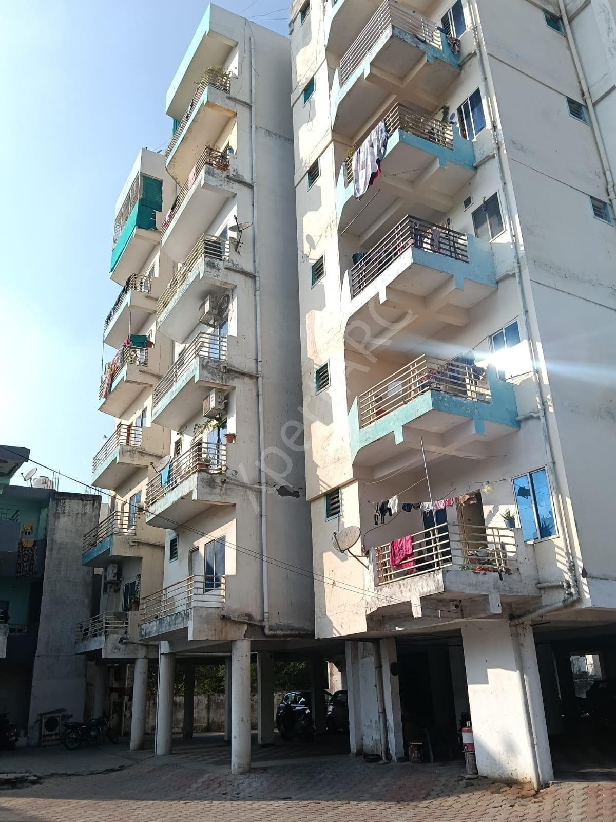 Property Photos 26