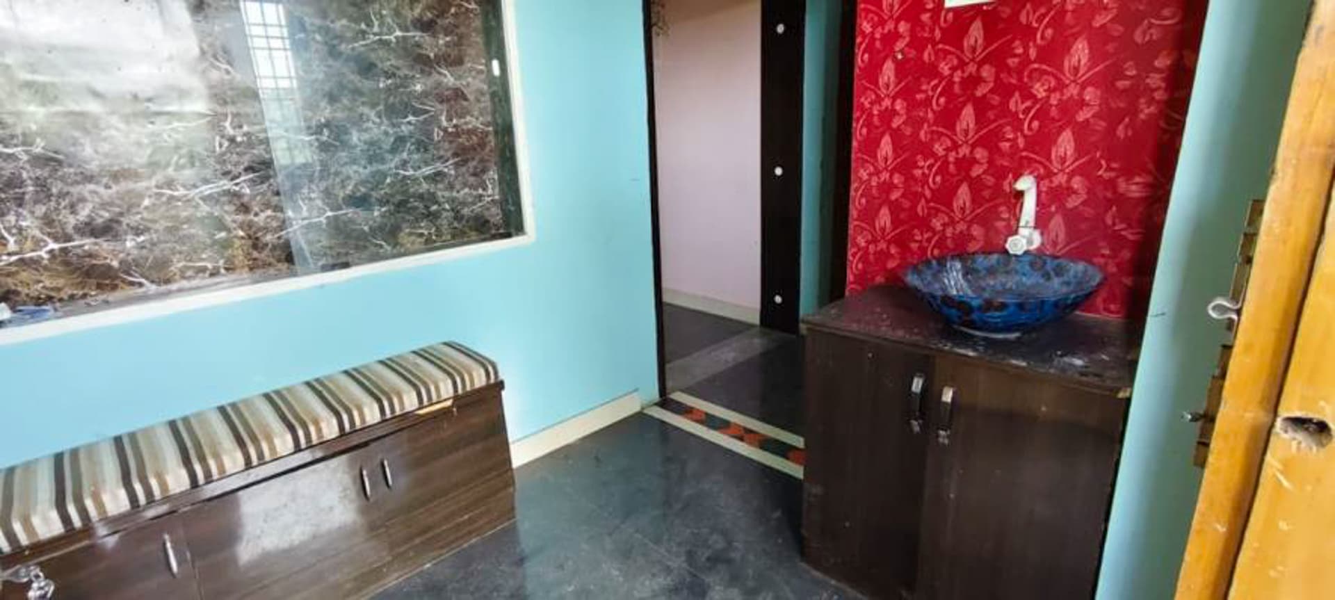 Property Photos 8