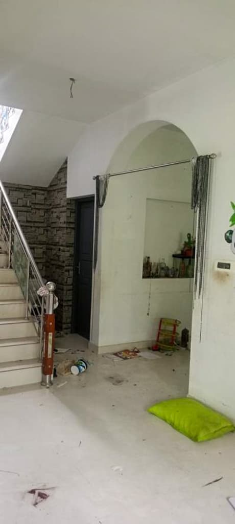 Property Photos 6