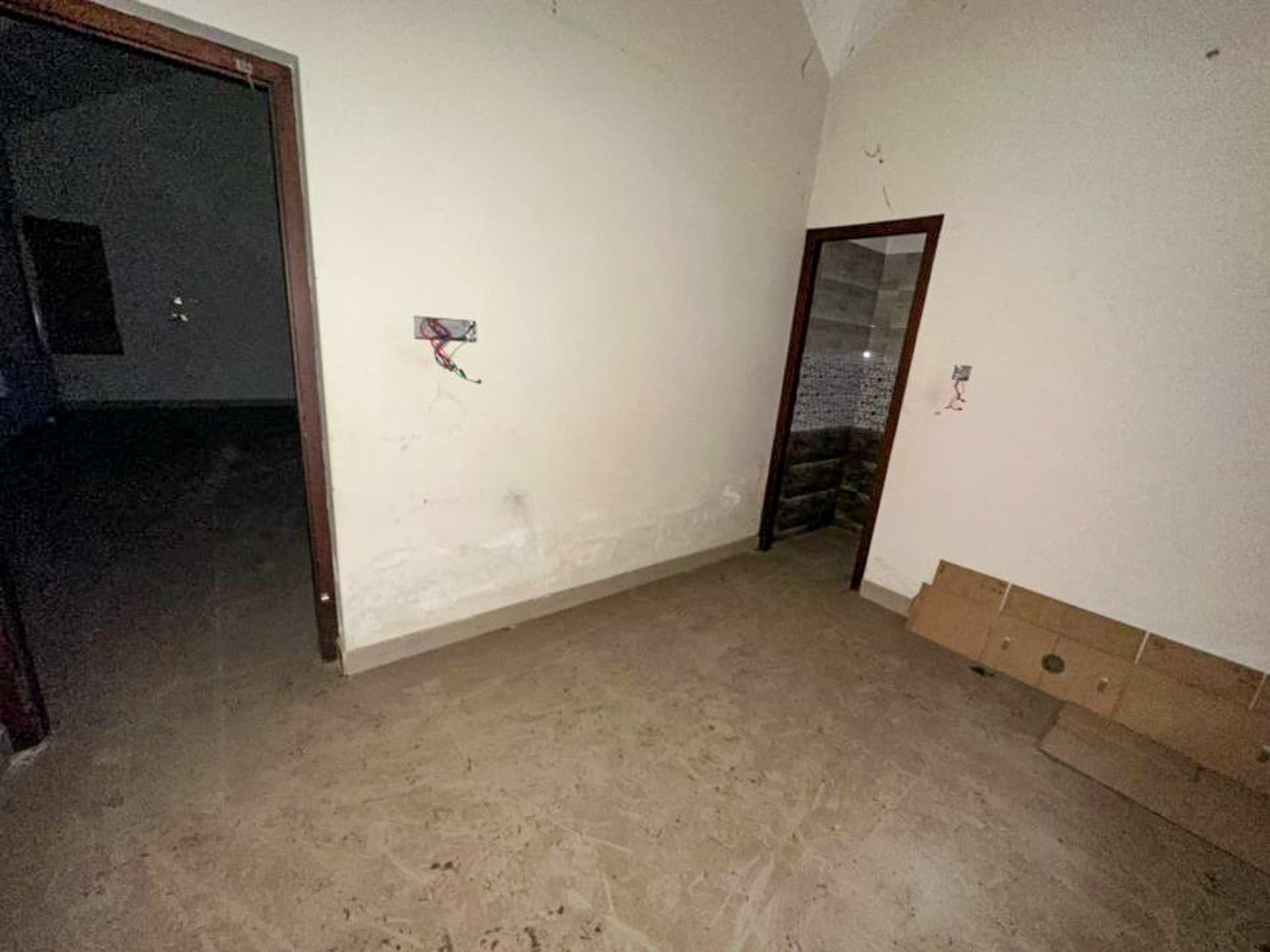 Property Photos 16