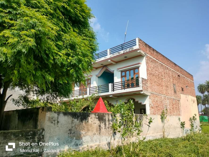 Property Photos 8