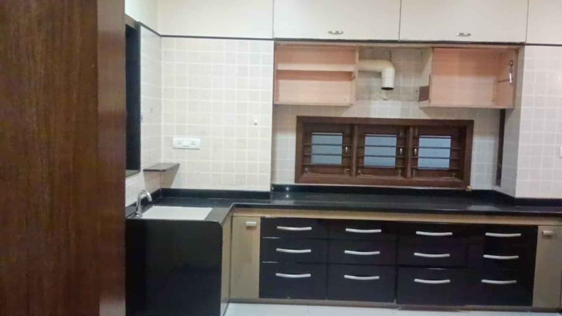 Property Photos 11
