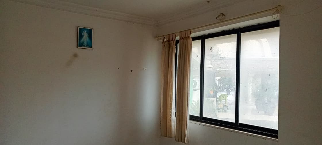 Property Photos 5