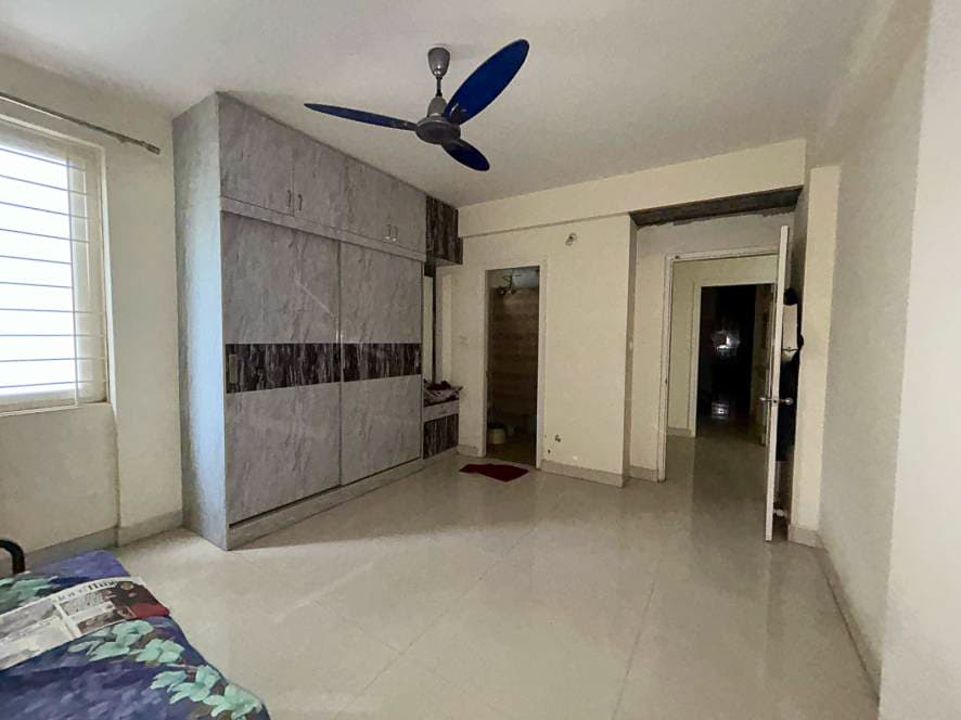 Property Photos 16
