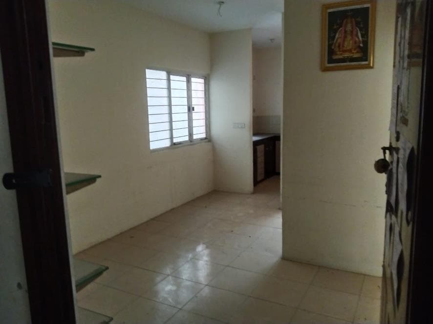 Property Photos 8
