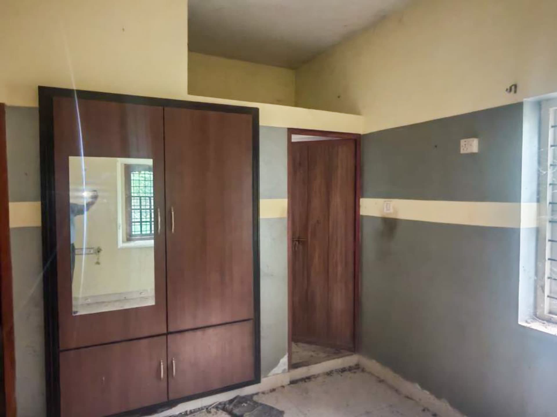 Property Photos 6