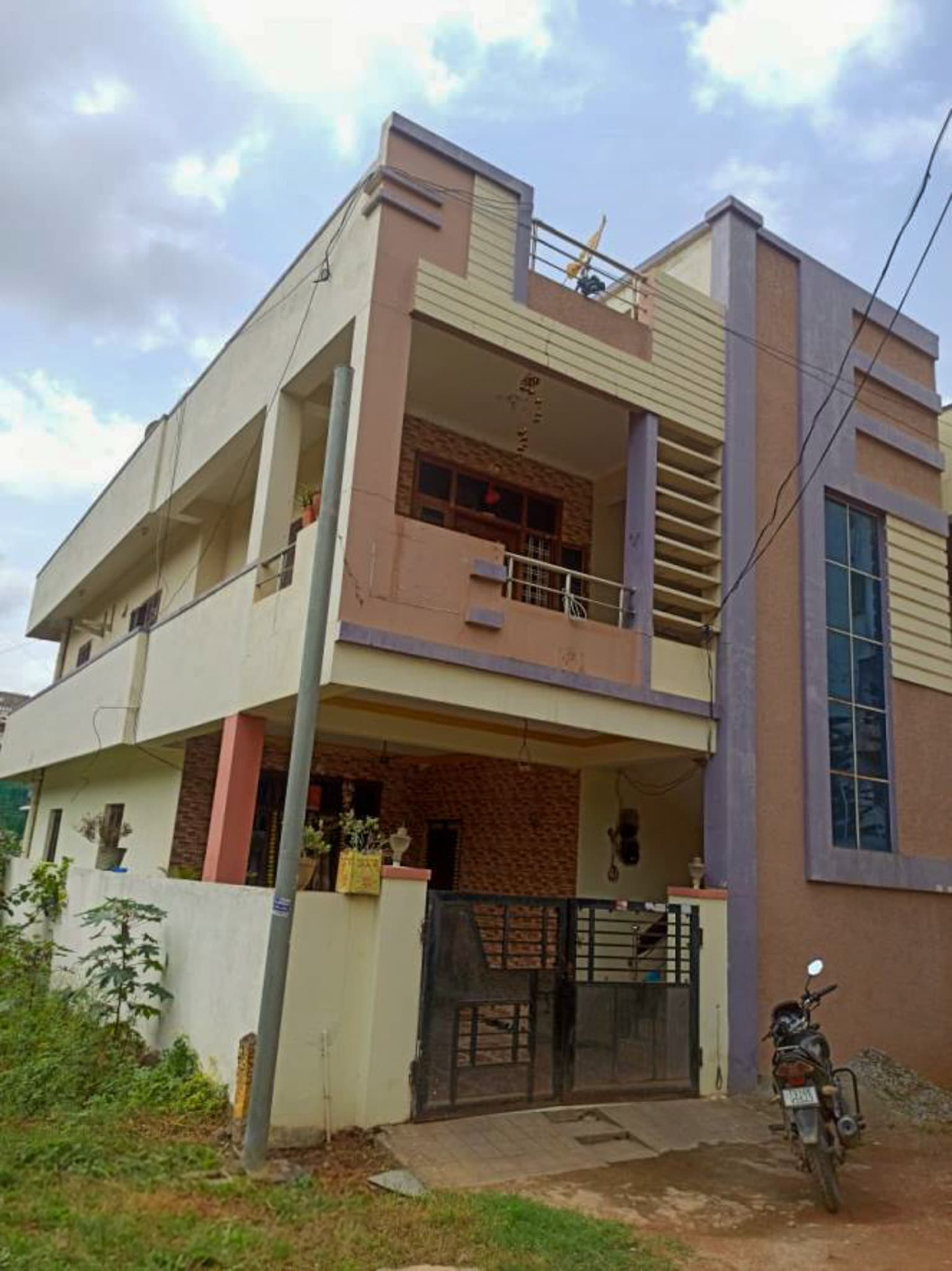 Property Photos 1