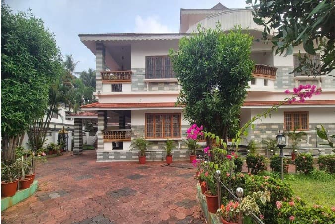 Property Photos 1