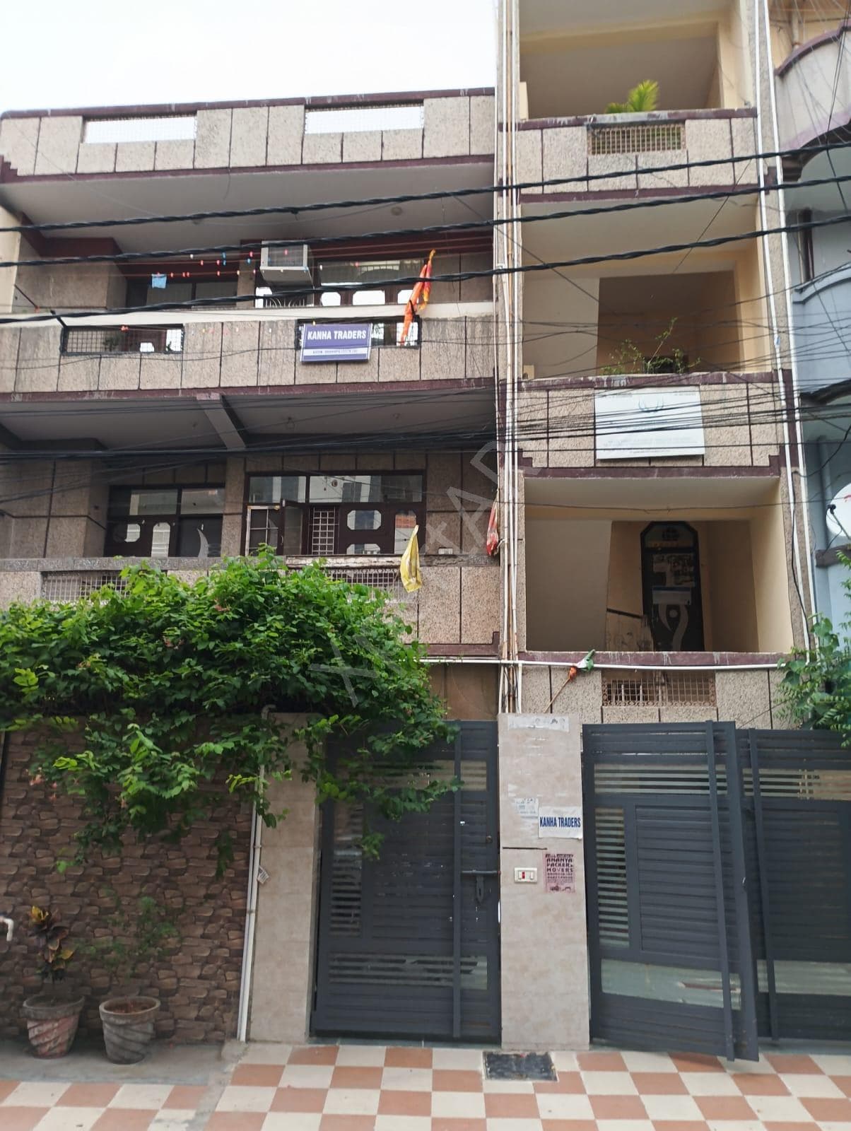 Property Photos 9
