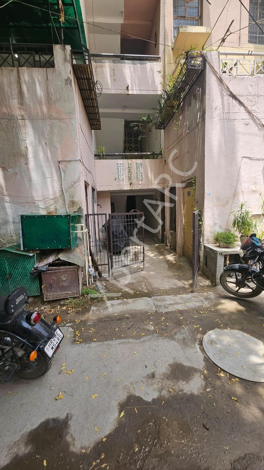 Property Photos 6