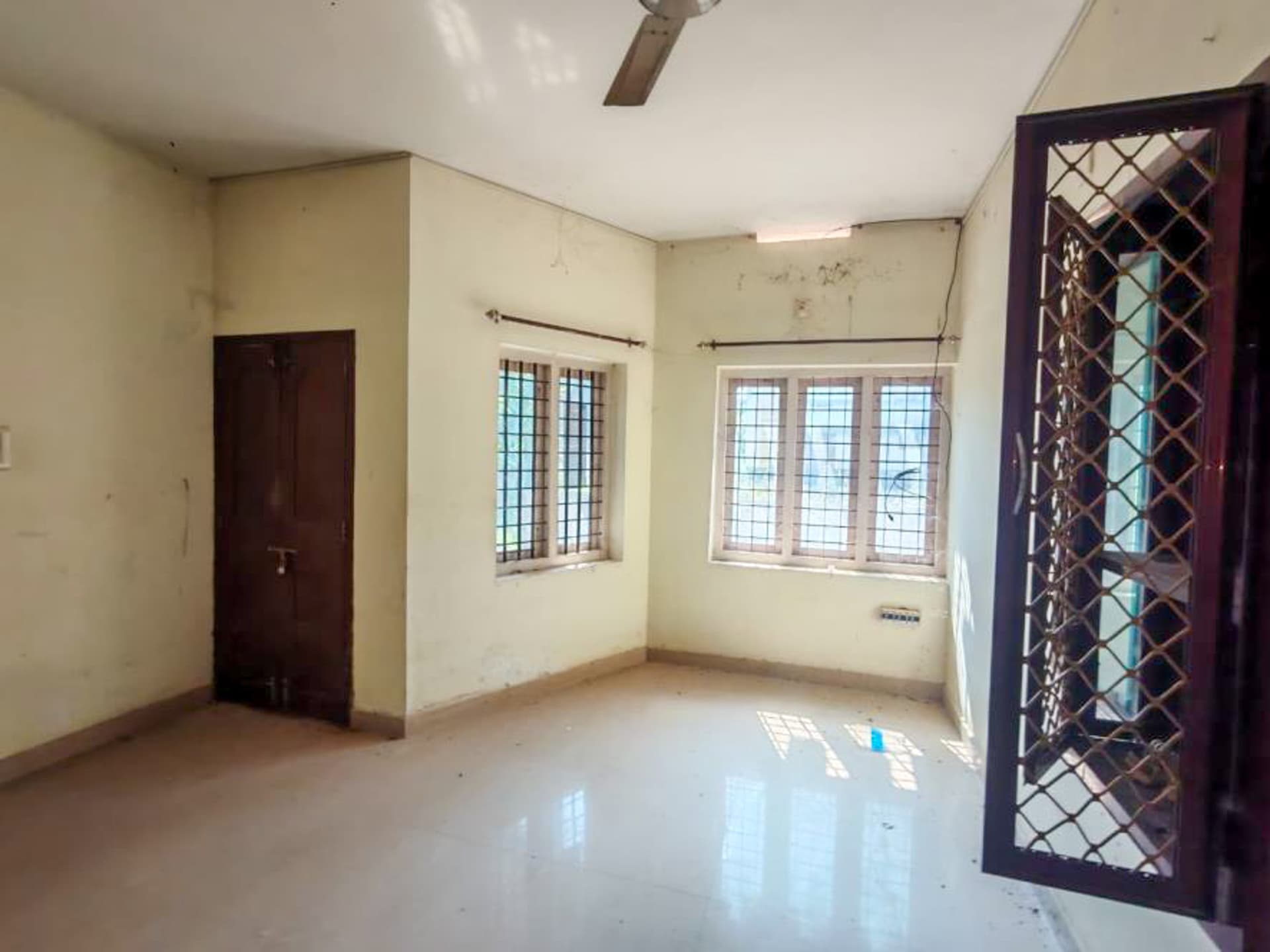 Property Photos 7