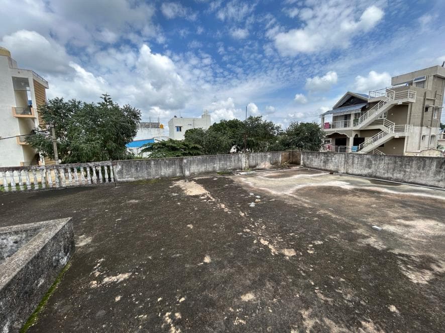 Property Photos 8