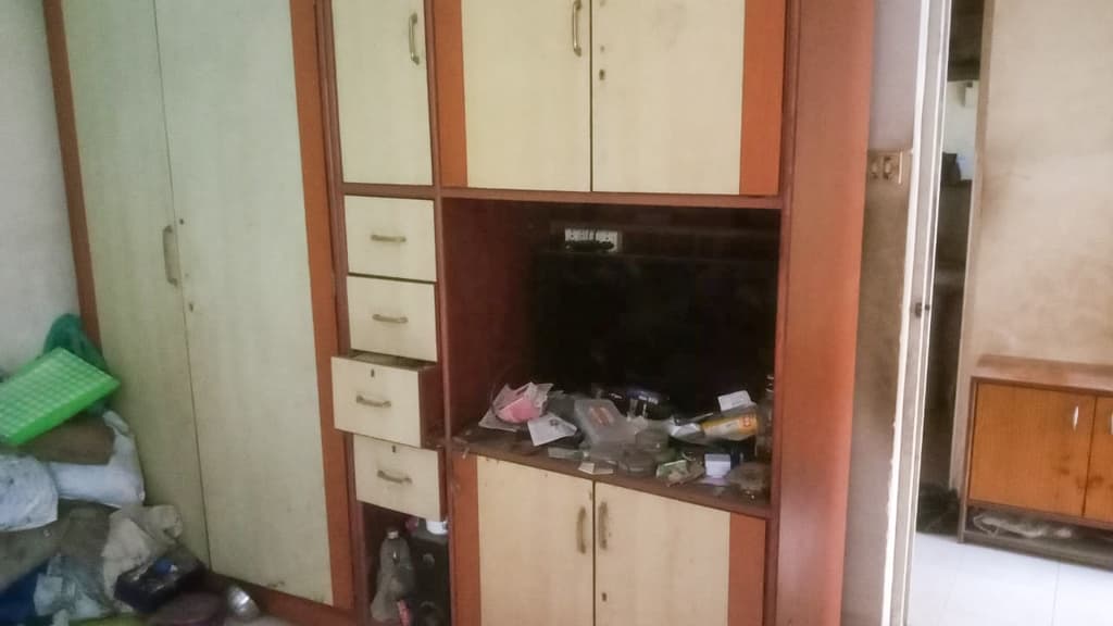 Property Photos 6