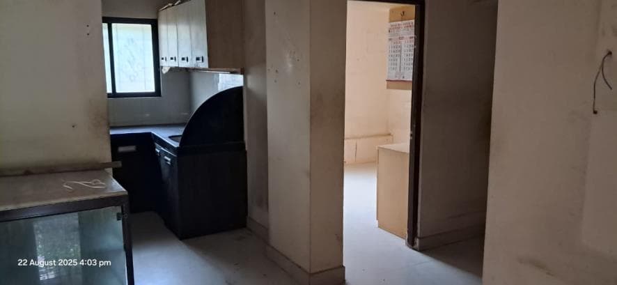 Property Photos 18