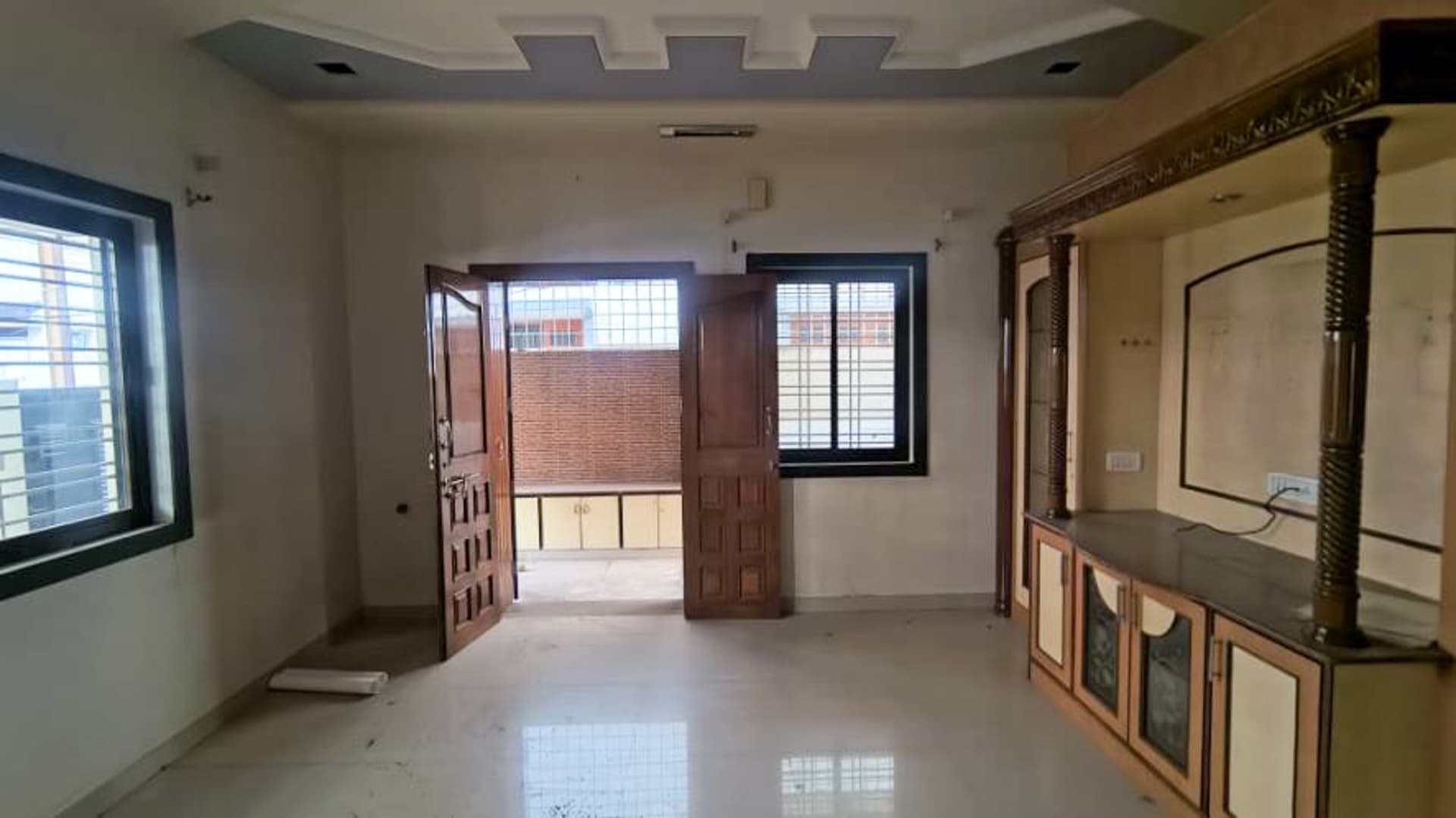 Property Photos 18