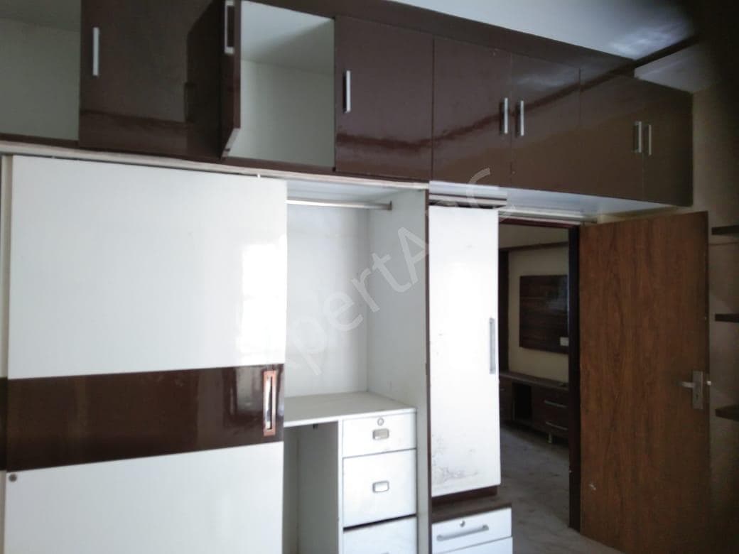Property Photos 17