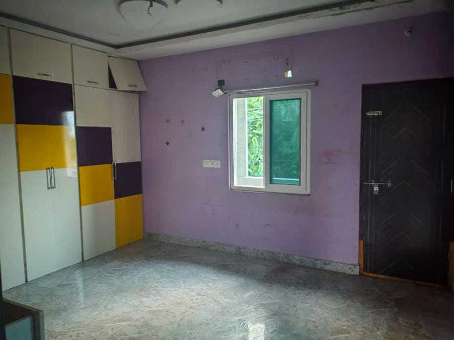 Property Photos 7