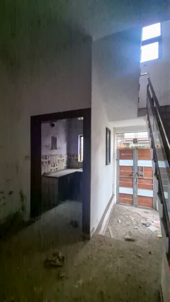 Property Photos 6
