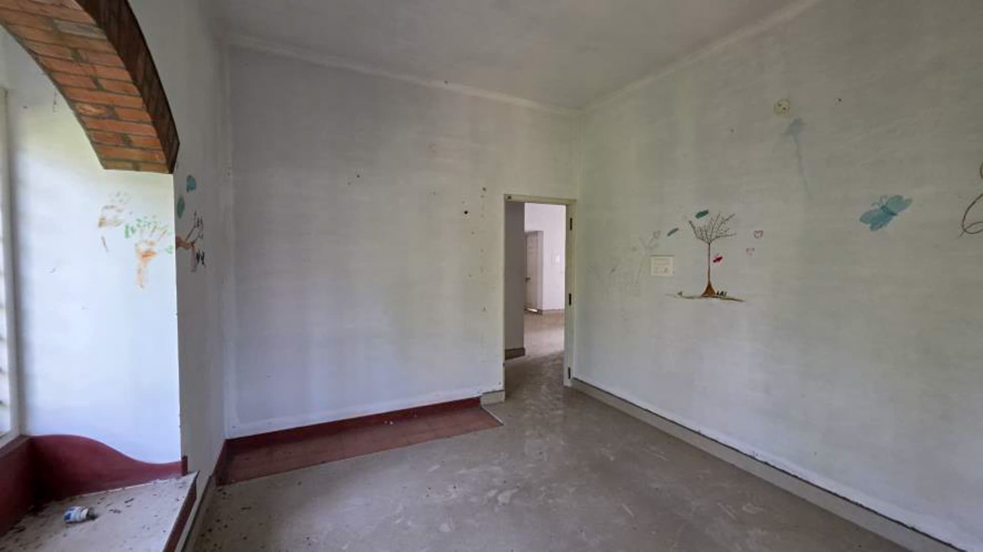 Property Photos 43