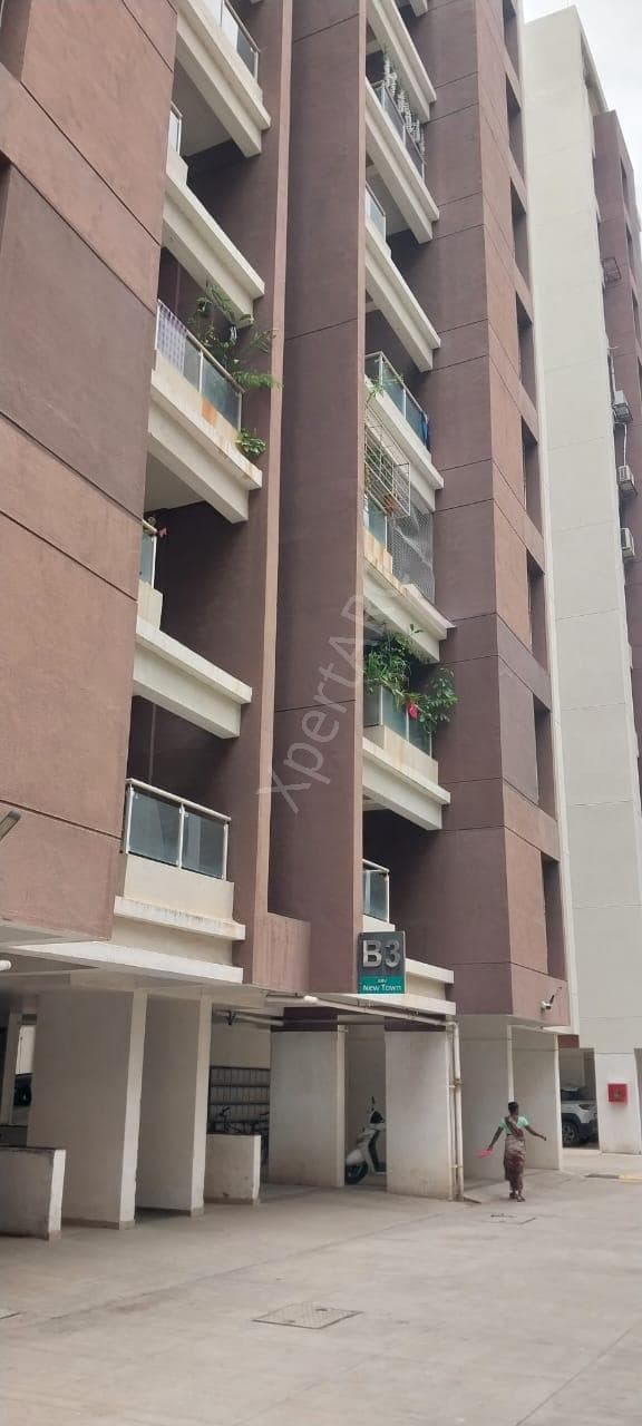 Property Photos 9