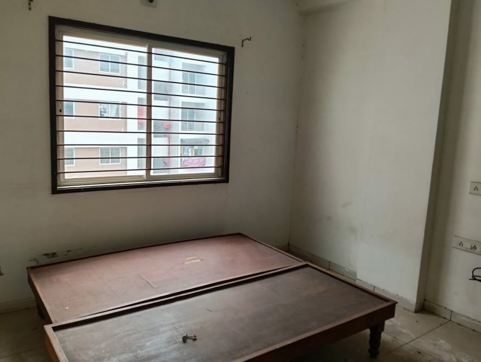 Property Photos 28