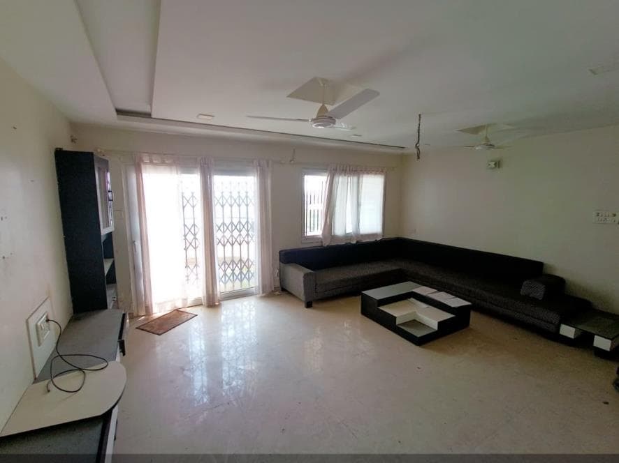 Property Photos 43