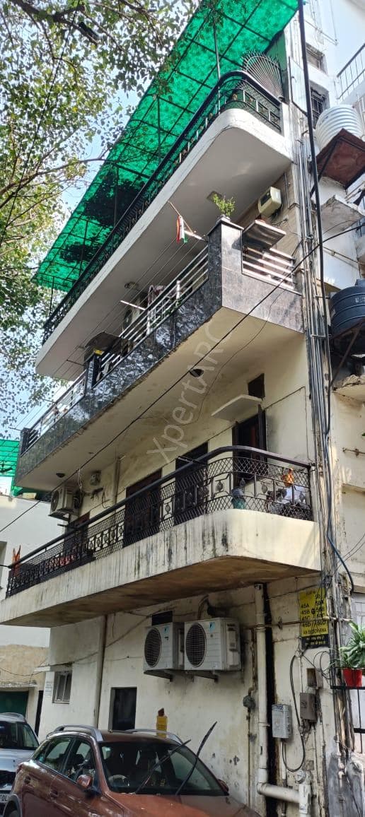Property Photos 8