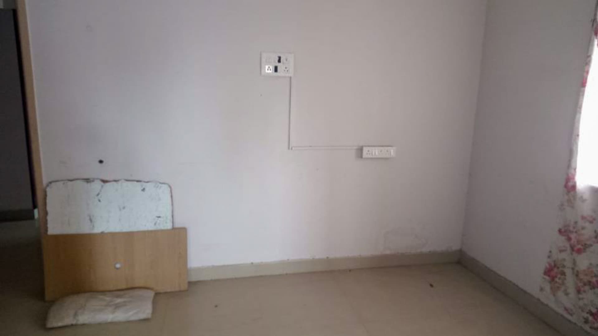 Property Photos 6