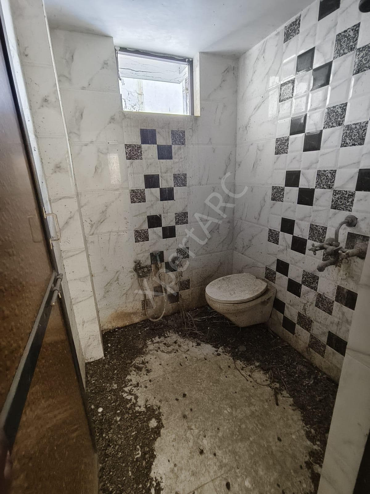 Property Photos 17