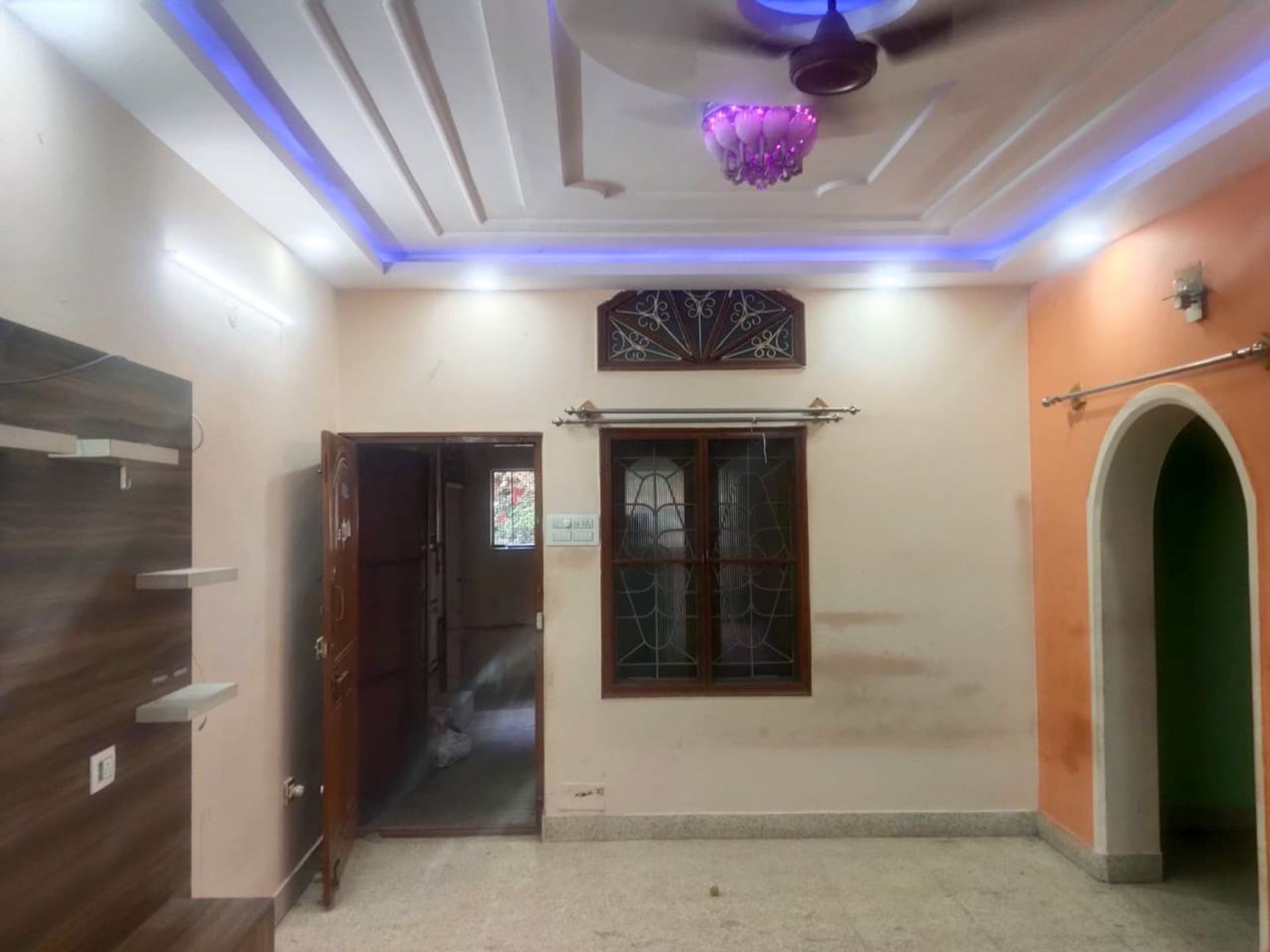 Property Photos 7